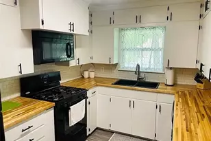 1360 N Charlotte Ave, Stephenville, TX 76401 - Photo 7