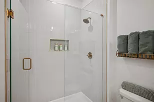 1400 E Road to Six Flags St, Arlington, TX 76011 - Photo 17