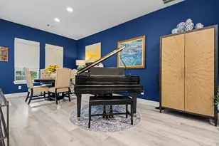 7011 Mistflower Ln., Dallas, TX 75231 - Photo 5