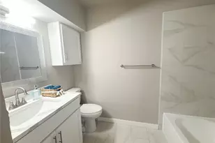 2431 Marfa Ave, Dallas, TX 75216 - Photo 33