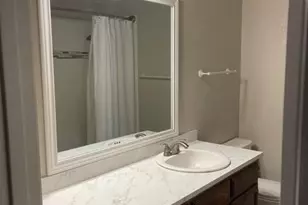 101 Wildwood Ct, Grapevine, TX 76051 - Photo 21