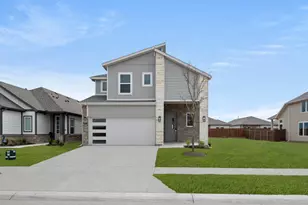 7325 Autumn Hl Dr, Denton, TX 76249 - Photo 1