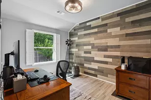 901 Freesia Dr, Little Elm, TX 75068 - Photo 19