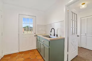 2467 County Rd 1220, Lake Creek, TX 75450 - Photo 13