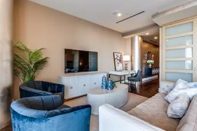 2408 Victory Park Lane #1031, Dallas, TX 75219 - Photo 7