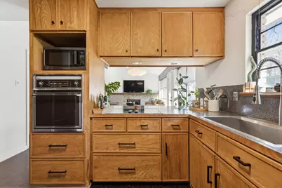 10324 Lake Gardens Drive, Dallas, TX 75218 - Photo 15