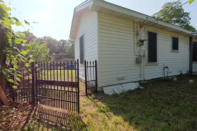 2104 Kings Avenue, Haltom City, TX 76117 - Photo 19