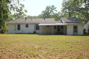 2104 Kings Ave, Haltom City, TX 76117 - Photo 17