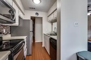 1301 Memory Ln, Arlington, TX 76011 - Photo 13