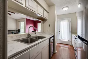 1301 Memory Ln, Arlington, TX 76011 - Photo 11