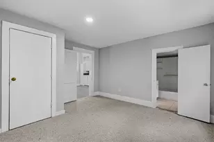 707 S Robinson St, Cleburne, TX 76031 - Photo 7