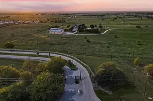 107 Watering Hole, Newark, TX 76071 - Photo 1