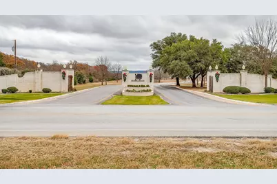 9314 Bellechase Road, Granbury, TX 76049 - Photo 15