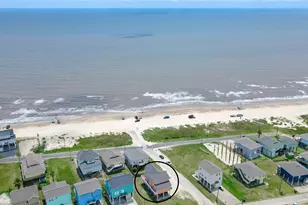 2774 Gulfview Ln, Port Bolivar, TX 77650 - Photo 7