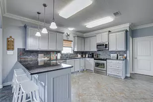 2774 Gulfview Ln, Port Bolivar, TX 77650 - Photo 15