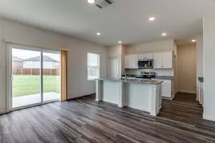 10301 Castle Lyons Ln, Fort Worth, TX 76036 - Photo 9