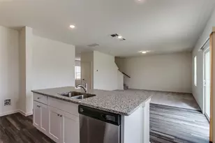 10301 Castle Lyons Ln, Fort Worth, TX 76036 - Photo 13