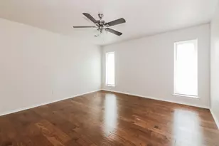 608 San Carlos Dr, Garland, TX 75043 - Photo 9