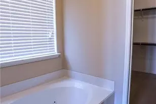 1025 Lake Grove Dr, Little Elm, TX 75068 - Photo 9