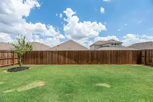 10108 Autumn Leaves Ln, Aubrey, TX 76227 - Photo 27