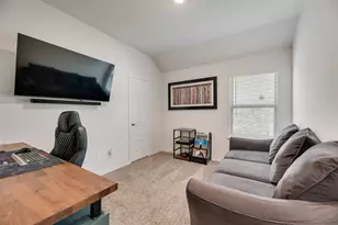 10108 Autumn Leaves Ln, Aubrey, TX 76227 - Photo 21