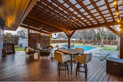 907 E Texas Street, Grapevine, TX 76051 - Photo 25