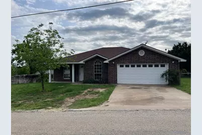 610 N Pecan A Street, Hico, TX 76457 - Photo 1