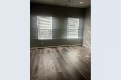 1429 Missouri Avenue, Fort Worth, TX 76104 - Photo 3