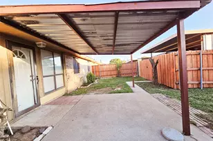 208 Cole St, Garland, TX 75040 - Photo 17