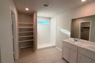 8445 Hollymead Ln, Fort Worth, TX 76131 - Photo 7