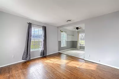 307 N Oak Cliff Boulevard, Dallas, TX 75208 - Photo 7