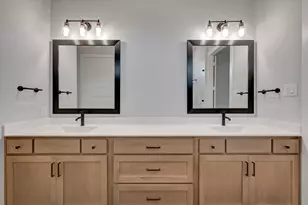 2076 Spotted Fawn Dr, Arlington, TX 76005 - Photo 31