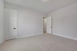 2076 Spotted Fawn Dr, Arlington, TX 76005 - Photo 9