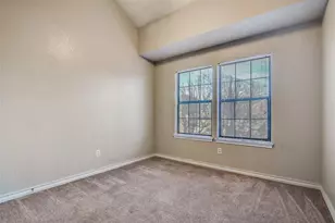 4803 Clover Haven St, Dallas, TX 75227 - Photo 9