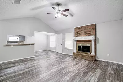 636 Green Mountain Road, Burleson, TX 76028 - Photo 3