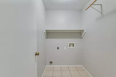 636 Green Mountain Road, Burleson, TX 76028 - Photo 15