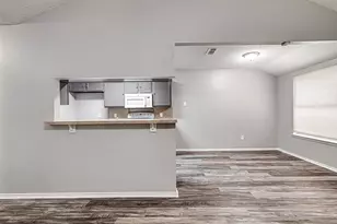 636 Green Mountain Rd, Burleson, TX 76028 - Photo 5