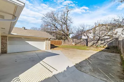 2905 Cross Timbers Drive, Irving, TX 75060 - Photo 35