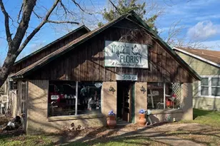 518 S McKinney St, Mexia, TX 76667 - Photo 1