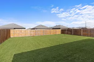 1406 Waverley Dr, Greenville, TX 75402 - Photo 23