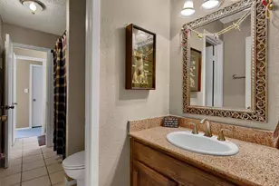 1214 Kiowa Dr E, Lake Kiowa, TX 76240 - Photo 17