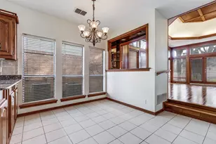 5014 Village Ct, Dallas, TX 75248 - Photo 7