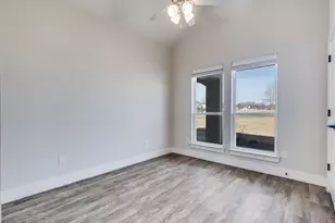 2021 Dolly Dr, Weatherford, TX 76088 - Photo 21