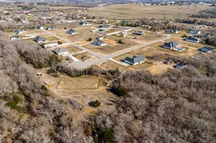 2021 Dolly Dr, Weatherford, TX 76088 - Photo 29