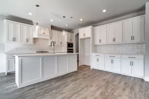 2021 Dolly Dr, Weatherford, TX 76088 - Photo 13