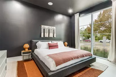 7610 Linwood Avenue, Dallas, TX 75209 - Photo 9