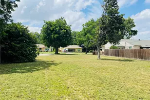 1416 Williams Dr, Garland, TX 75042 - Photo 5