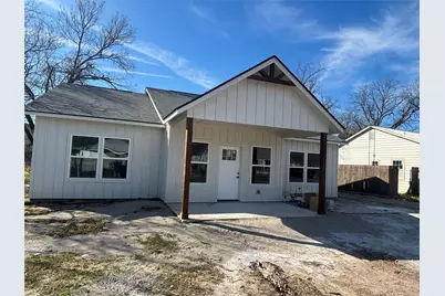 2303 Dartmore Street, Brownwood, TX 76801 - Photo 1