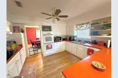 1601 Yarborough Drive, Sherman, TX 75092 - Photo 11