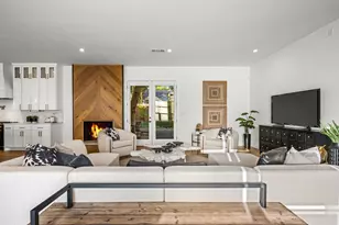 10424 Remington Ln, Dallas, TX 75229 - Photo 11